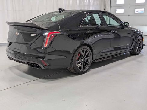 Certified 2024 Cadillac CT4 V Blackwing w/ Carbon Fiber 1 Package image 7