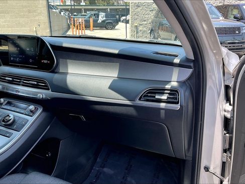 Used 2022 Hyundai Palisade SEL w/ Convenience Package FWD image 18