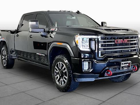 Used 2022 GMC Sierra 2500 AT4 w/ AT4 Preferred Package AWD/4WD image 3