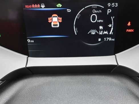 New 2026 Toyota Prius XLE image 24
