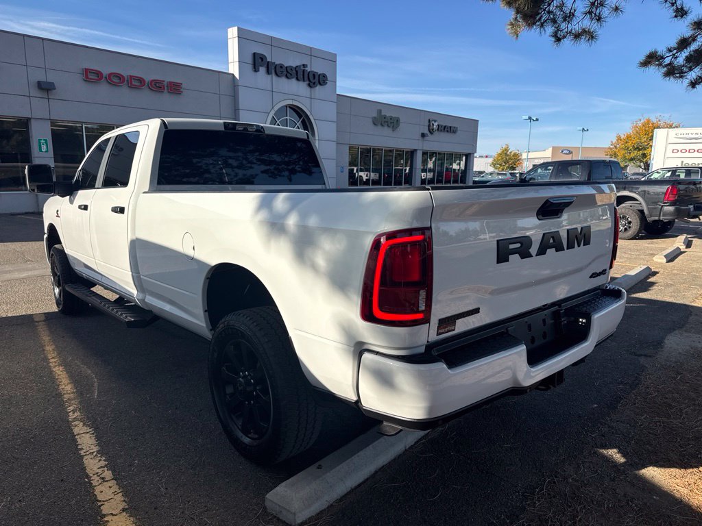 Used 2025 RAM 2500 Big Horn AWD/4WD image 3