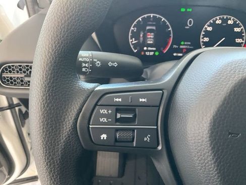 New 2026 Honda HR-V LX image 10