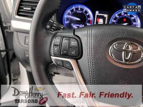 Used 2018 Toyota Highlander XLE image 56
