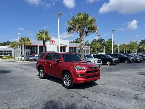Used 2023 Toyota 4Runner TRD Sport w/ Technology Package AWD/4WD image 2