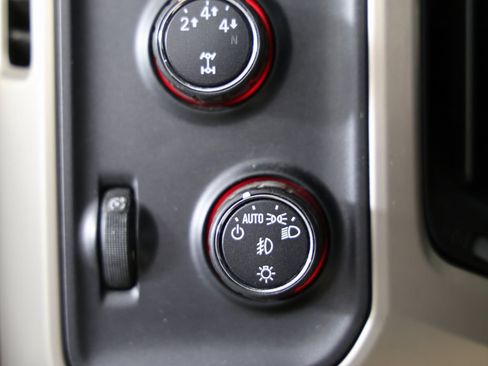 Used 2016 GMC Sierra 2500 Denali w/ Duramax Plus Package image 26