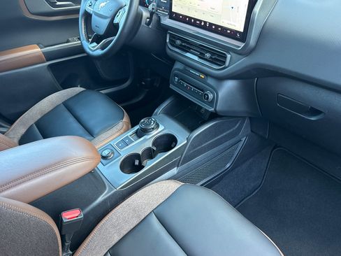 Used 2025 Ford Bronco Sport Outer Banks w/ Outer Banks Tech Package+ AWD/4WD image 15