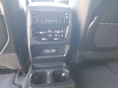 Certified 2025 Jeep Grand Cherokee L Laredo w/ Trailer Tow Package AWD/4WD image 15