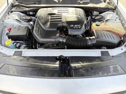 Used 2021 Dodge Challenger SXT image 19