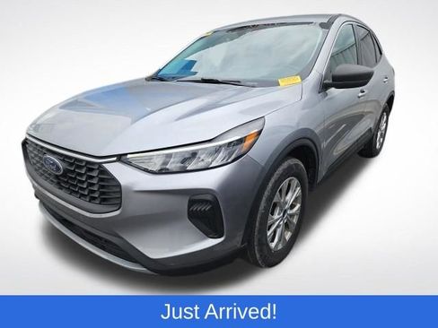 Used 2024 Ford Escape Active AWD/4WD image 1