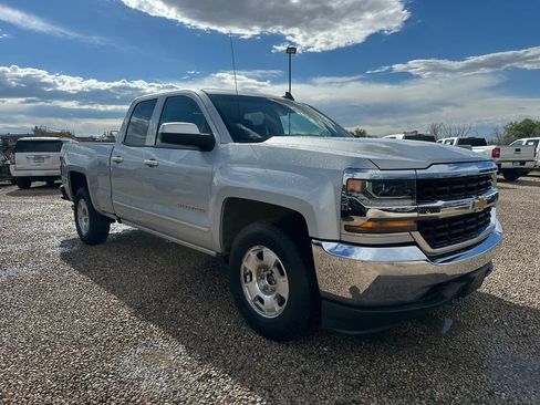 Used 2019 Chevrolet Silverado 1500 LT AWD/4WD image 1