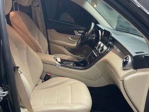 Used 2020 Mercedes-Benz GLC 300 GLC 300 4dr SUV image 17