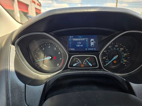 Used 2014 Ford Focus SE FWD image 20