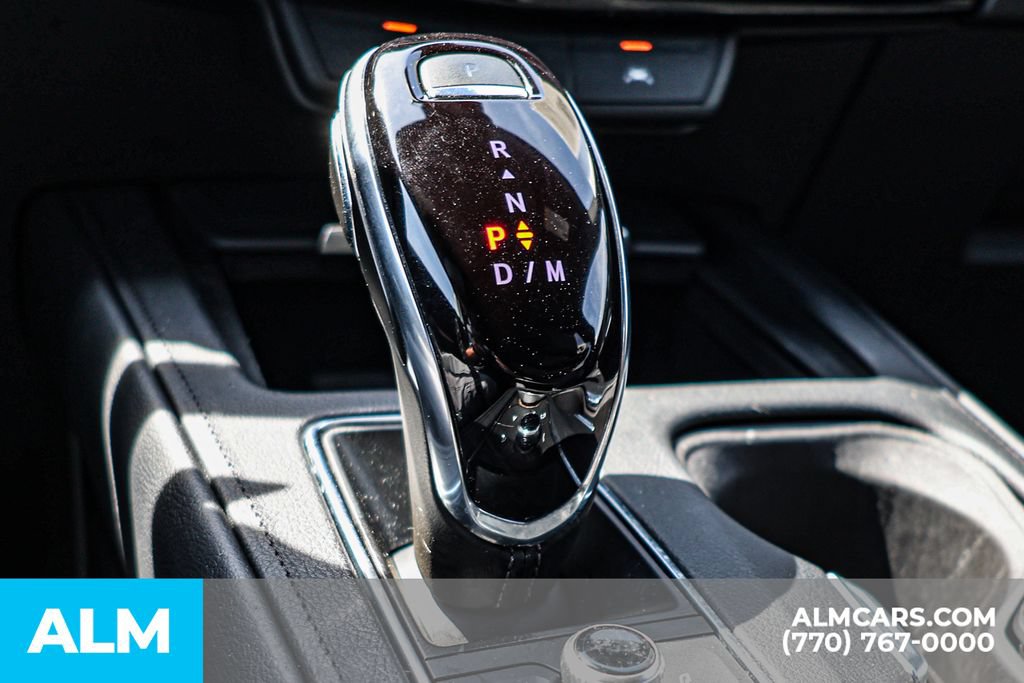 Used 2025 Cadillac XT4 Premium Luxury FWD image 43