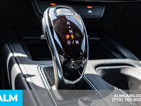 Used 2025 Cadillac XT4 Premium Luxury FWD image 43