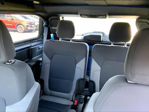 Used 2025 Ford Bronco 2-Door AWD/4WD image 11