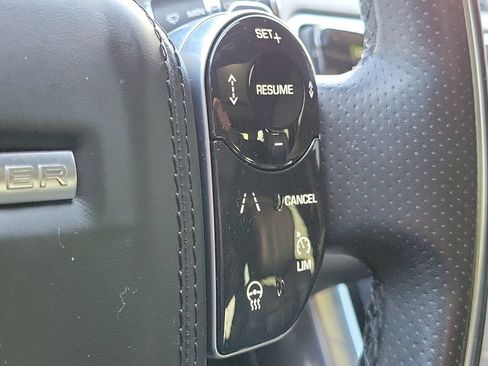 Used 2018 Land Rover Range Rover Sport HSE Dynamic AWD/4WD image 32