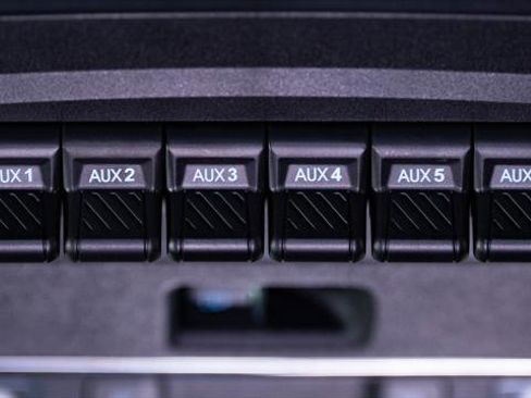 Used 2025 Ford F150 Lariat image 46