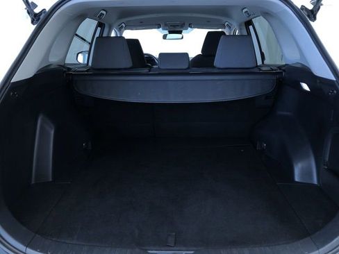 Used 2025 Toyota RAV4 XLE AWD/4WD image 32