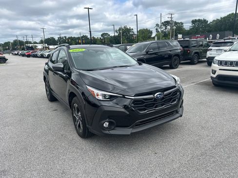 Used 2025 Subaru Crosstrek 2.5i Premium AWD/4WD image 4