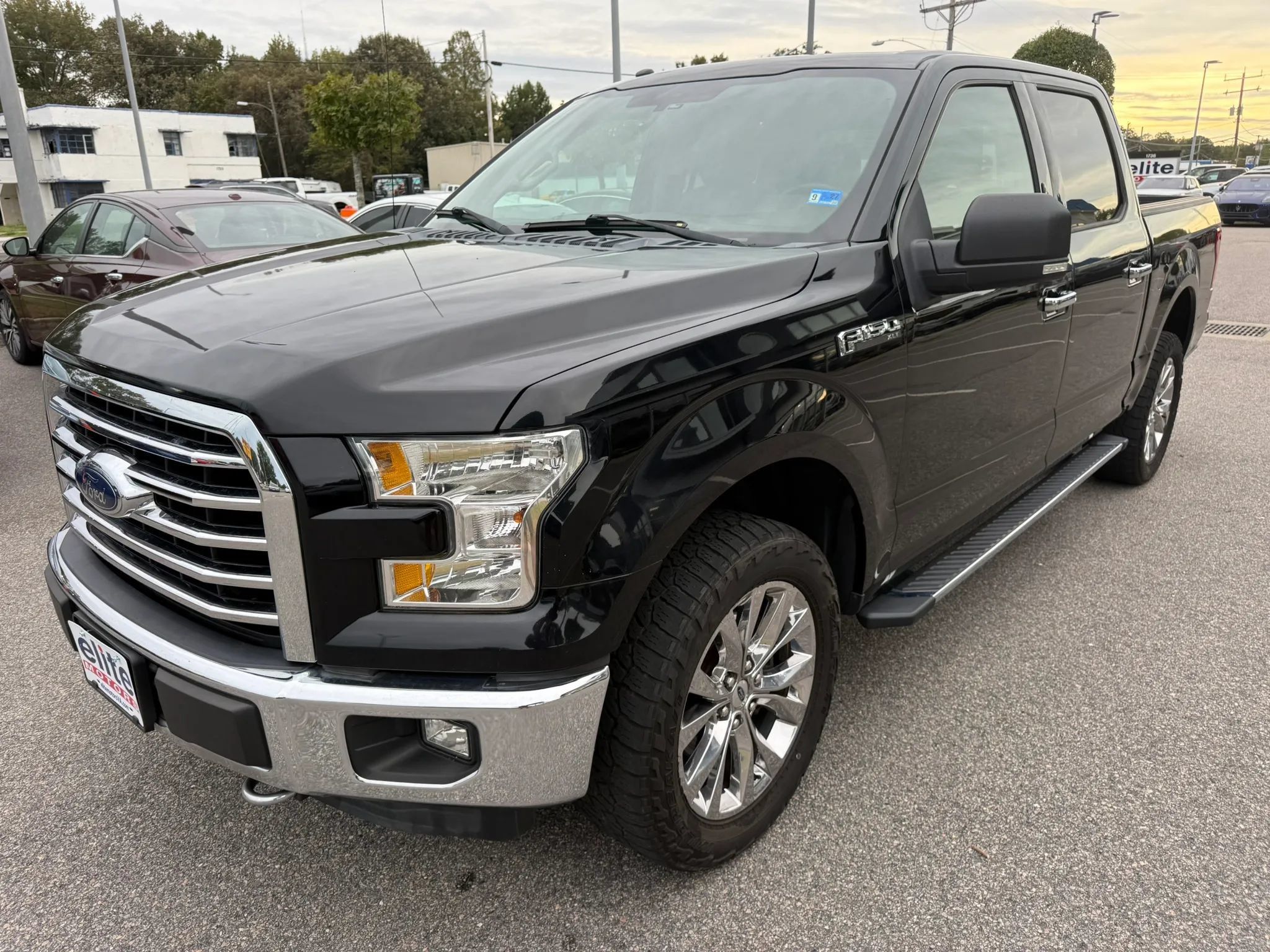 Used 2016 Ford F150 XLT w/ Equipment Group 302A Luxury AWD/4WD image 3