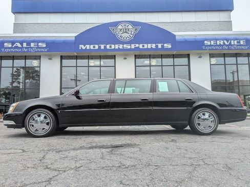 Used 2007 Cadillac DTS FWD image 1
