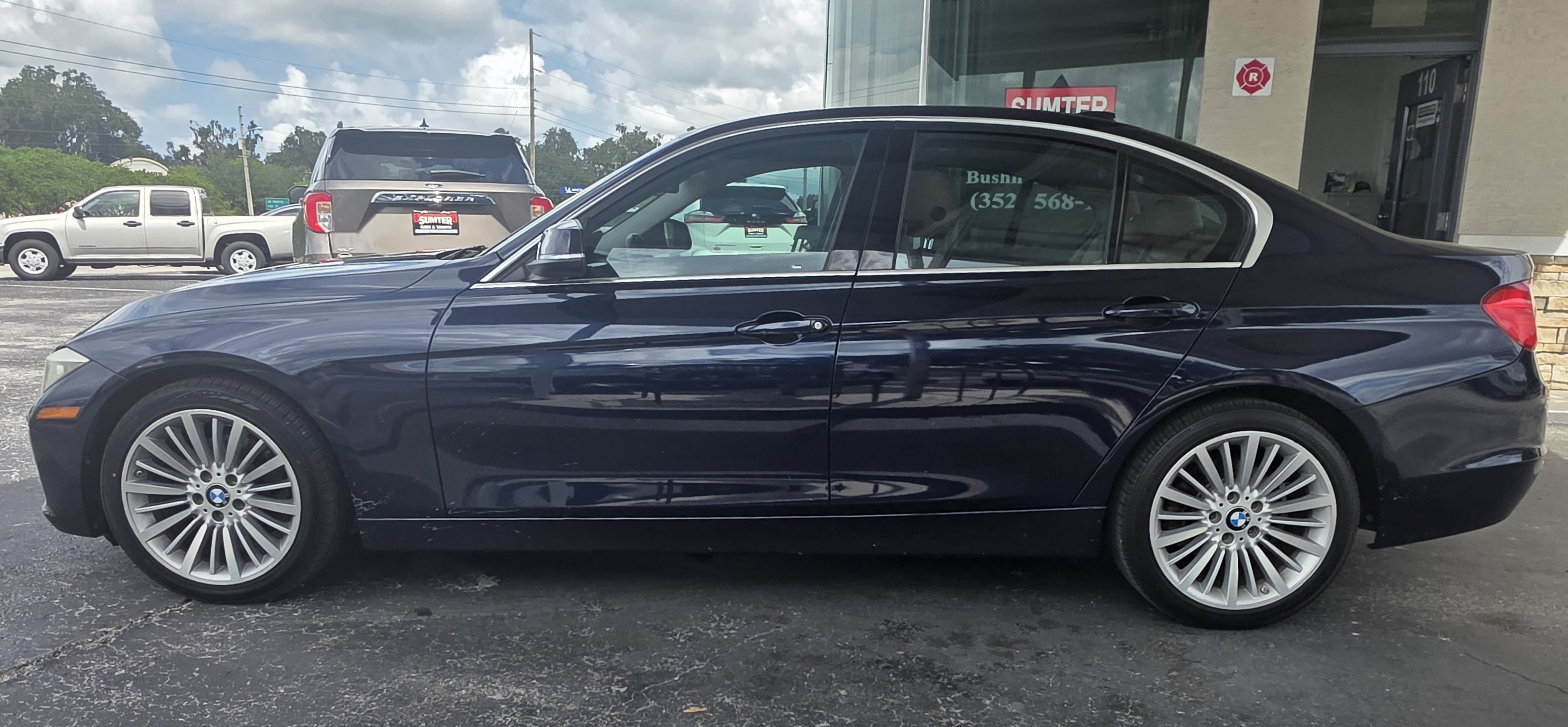 Used 2012 BMW 328i Sedan RWD image 3