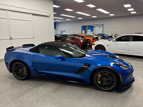 Used 2016 Chevrolet Corvette Z06 w/ 3LZ Preferred Equipment Group image 7