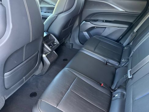 Used 2024 Cadillac Lyriq Sport RWD image 6