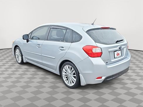 Used 2012 Subaru Impreza 2.0i Premium image 7