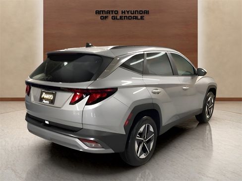 Certified 2025 Hyundai Tucson SEL image 5