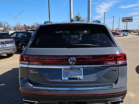 New 2026 Volkswagen Atlas SE image 6