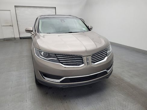 Used 2018 Lincoln MKX Reserve w/ Driver Assistance Package image 14