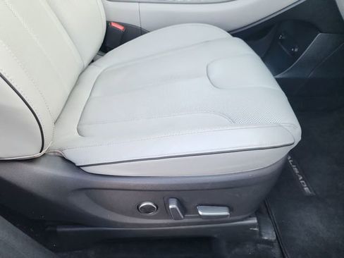 Used 2023 Hyundai Palisade SEL image 21
