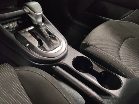 Used 2020 Kia Forte Sedan FWD image 26