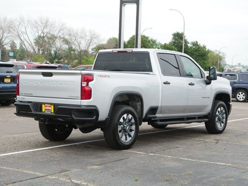 Used 2023 Chevrolet Silverado 2500 Custom w/ Custom Value Package AWD/4WD image 7