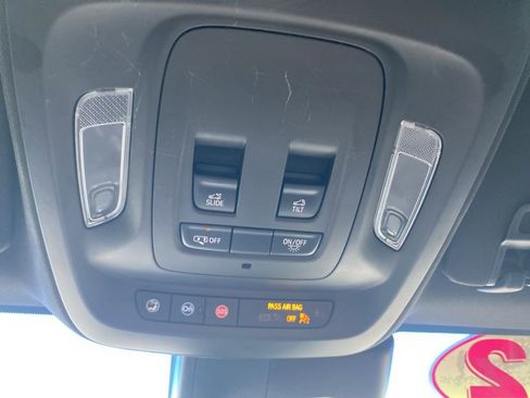 Used 2022 Cadillac CT4 Luxury w/ Sun And Sound Package image 22