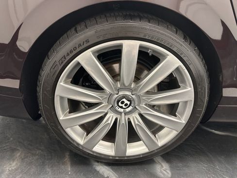 Used 2014 Bentley Flying Spur W12 image 35