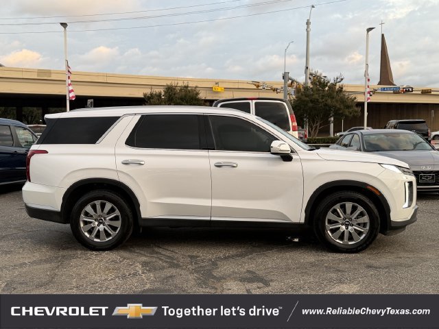 Used 2025 Hyundai Palisade SEL FWD image 3