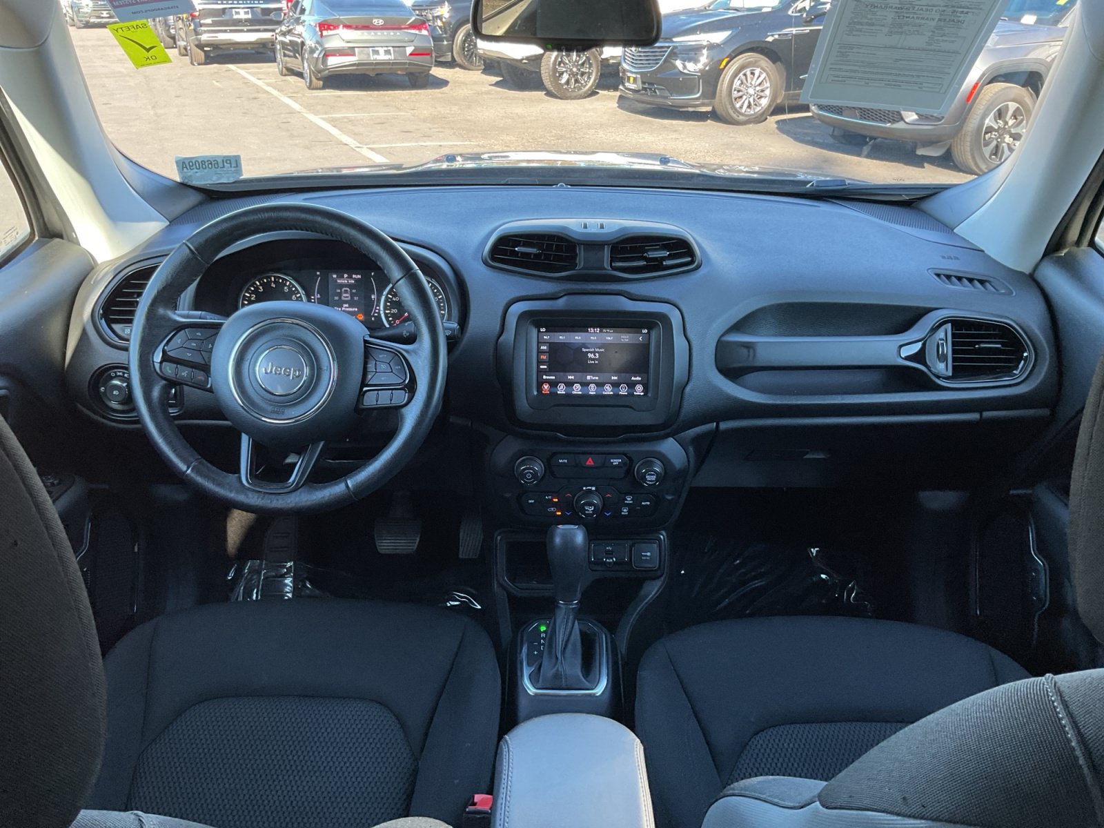 Used 2020 Jeep Renegade Altitude FWD image 17
