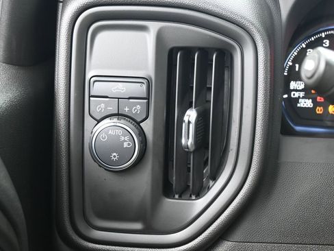 Used 2025 Chevrolet Silverado 1500 Custom RWD image 16