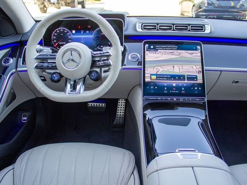 Used 2024 Mercedes-Benz S 63 AMG S image 13