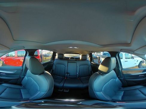 Used 2025 MAZDA CX-70 3.3 Turbo w/ Preferred Package image 46