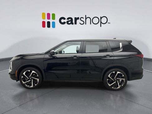 Used 2022 Mitsubishi Outlander ES image 2