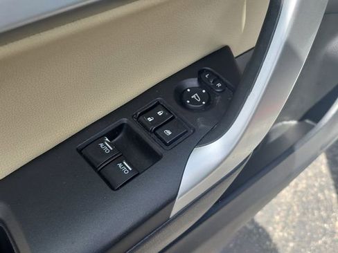 Used 2015 Honda Accord EX-L image 12