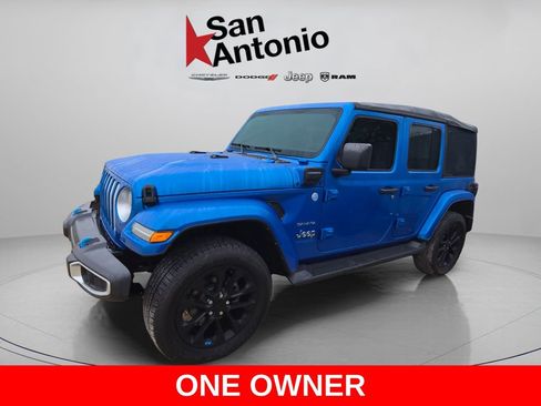 Certified 2022 Jeep Wrangler Unlimited Sahara image 5