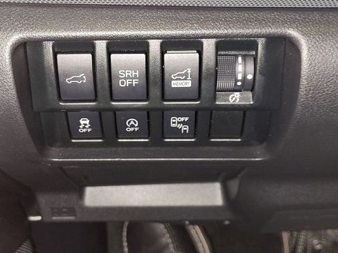 Used 2020 Subaru Forester Limited w/ Popular Package #3 image 27