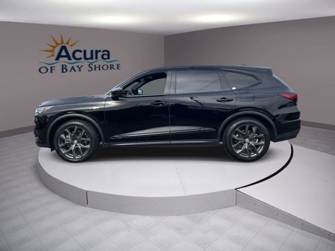 Used 2023 Acura MDX A-Spec image 2