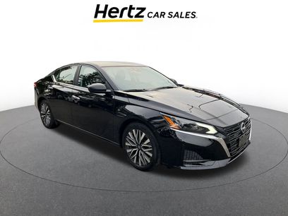 Used 2024 Nissan Altima 2.5 SV