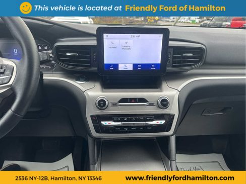 Used 2022 Ford Explorer XLT image 33