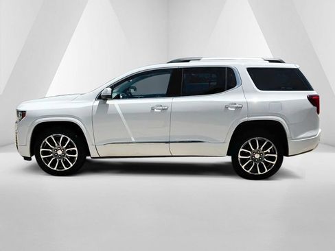 Used 2023 GMC Acadia Denali AWD/4WD image 4